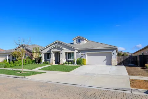 297 Gemstone Ln, Ripon, CA 95366 photo 2