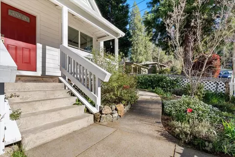 411 Pine St, Grass Valley, CA 95945 photo 4