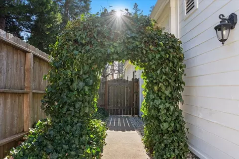 411 Pine St, Grass Valley, CA 95945 photo 20