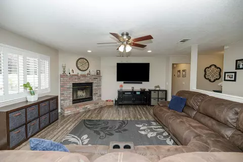 271 Blossom Dr, Ripon, CA 95366 photo 8