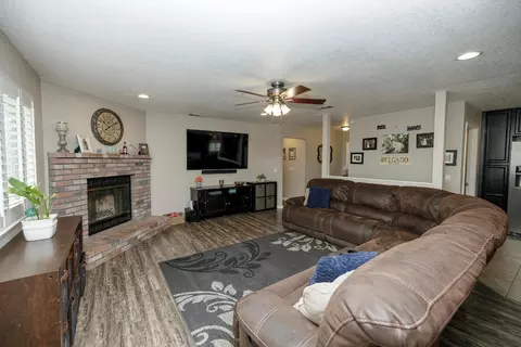 271 Blossom Dr, Ripon, CA 95366 photo 9