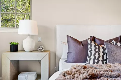 Bedroom - 9274 King Rd, Loomis, CA 95650 photo 6 of 12