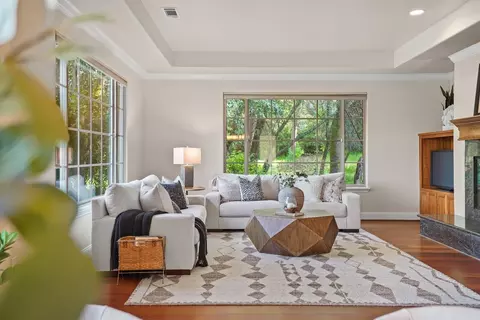 Living - 9274 King Rd, Loomis, CA 95650 photo 4 of 8