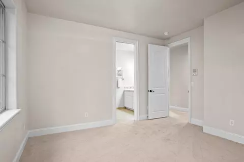 Bedroom - 9274 King Rd, Loomis, CA 95650 photo 8 of 12