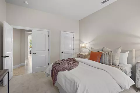 Bedroom - 9274 King Rd, Loomis, CA 95650 photo 2 of 12