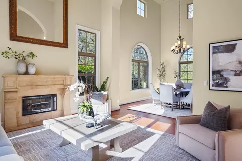 Living - 9274 King Rd, Loomis, CA 95650 photo 2 of 8