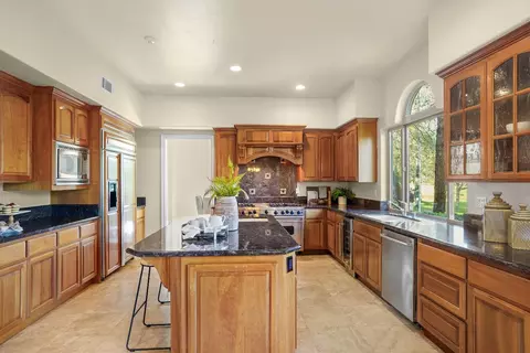 Kitchen - 9274 King Rd, Loomis, CA 95650 photo 1 of 10