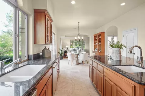 Kitchen - 9274 King Rd, Loomis, CA 95650 photo 5 of 10