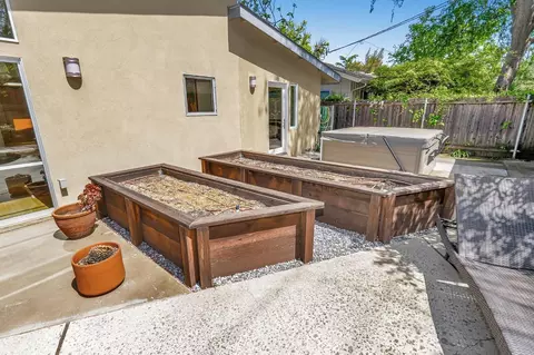700 Elmwood Dr, Davis, CA 95616 photo 32