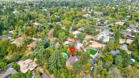 View/Area - 2147 Hillcrest Way, Carmichael, CA 95608 photo 5 of 5