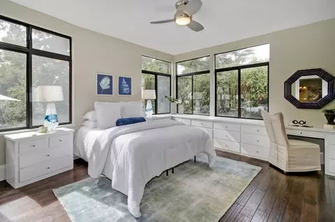 Bedroom - 2147 Hillcrest Way, Carmichael, CA 95608 photo 1 of 8