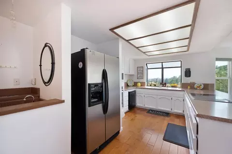 Kitchen - 3561 Ahwahnee Way, Cool, CA 95614 photo 6 of 10