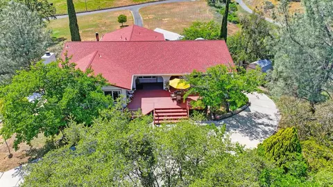 View/Area - 3561 Ahwahnee Way, Cool, CA 95614 photo 3 of 8