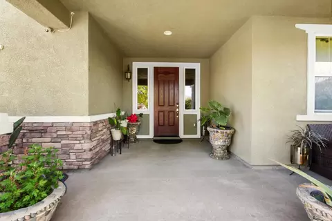15979 Crescent Park Cir, Lathrop, CA 95330 photo 3