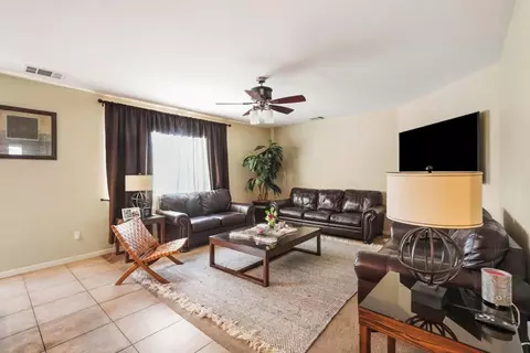 15979 Crescent Park Cir, Lathrop, CA 95330 photo 6