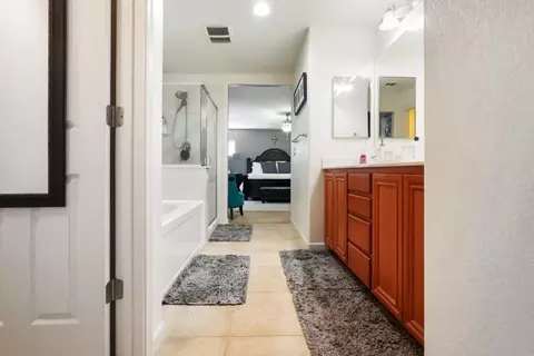 15979 Crescent Park Cir, Lathrop, CA 95330 photo 26