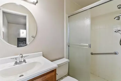Bath - 315 Tioga Dr, Lodi, CA 95242 photo 1 of 3