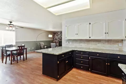 Kitchen - 315 Tioga Dr, Lodi, CA 95242 photo 3 of 5