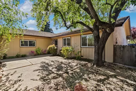 Exterior - 315 Tioga Dr, Lodi, CA 95242 photo 3 of 8