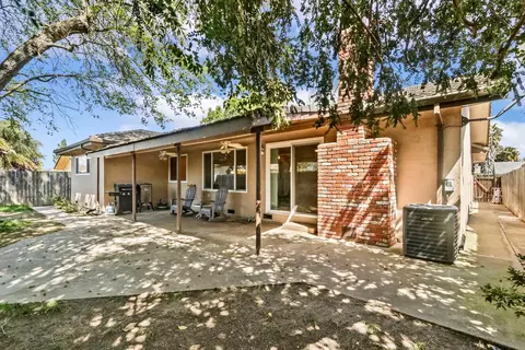 Exterior - 315 Tioga Dr, Lodi, CA 95242 photo 7 of 8