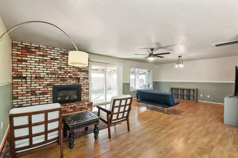 Living - 315 Tioga Dr, Lodi, CA 95242 photo 7 of 8