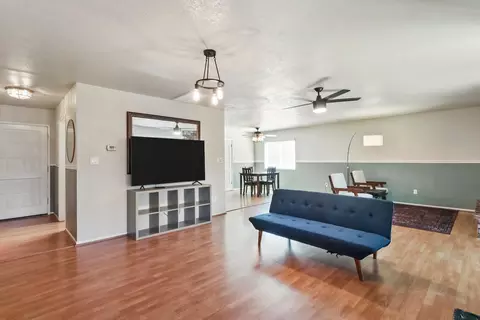 Living - 315 Tioga Dr, Lodi, CA 95242 photo 5 of 8