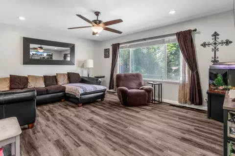 2324 Westminster Dr, Modesto, CA 95355 photo 6