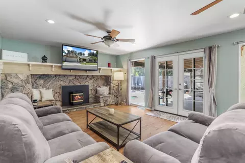 2324 Westminster Dr, Modesto, CA 95355 photo 14