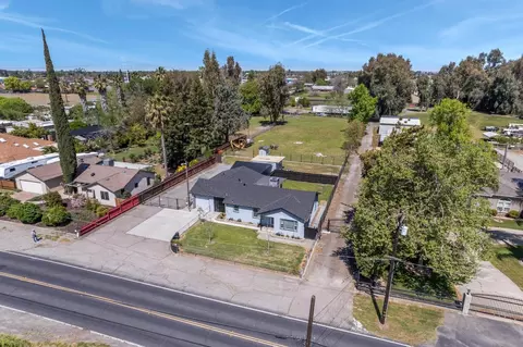 3331 E Service Rd, Ceres, CA 95307 photo 2