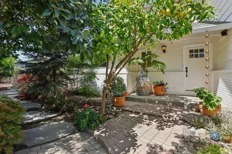 2009 Cochran Rd, Lodi, CA 95242 photo 1