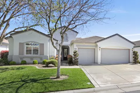 9449 Emerald Cove Ln, Elk Grove, CA 95758