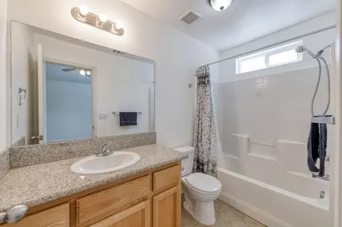 Bath - 2281 Stocking St, Dos Palos, CA 93620 photo 2 of 2