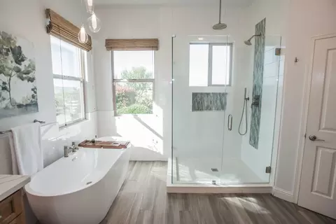 Bath - 12860 Rimfire Dr, Wilton, CA 95693 photo 5 of 8