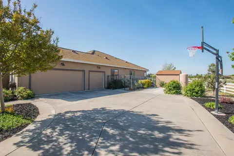 Exterior - 12860 Rimfire Dr, Wilton, CA 95693 photo 15 of 25