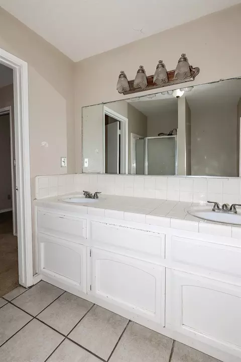 2701 Sapphire Dr, Modesto, CA 95355 photo 38