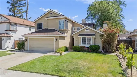 30 S Hickory Ave, Tracy, CA 95376 photo 1