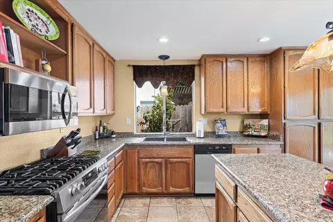 30 S Hickory Ave, Tracy, CA 95376 photo 27