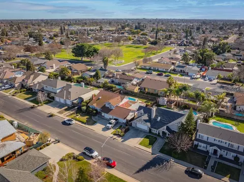 2308 Glasgow Dr, Ceres, CA 95307 photo 4