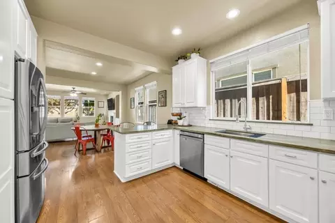 Kitchen - 941 Campfire Cir, Rocklin, CA 95765 photo 2 of 5