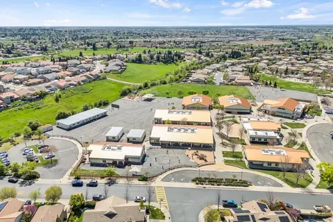 View/Area - 941 Campfire Cir, Rocklin, CA 95765 photo 9 of 23