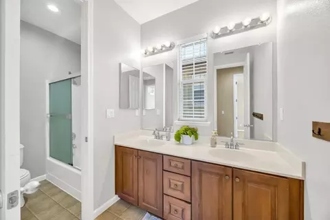 Entry Way - 941 Campfire Cir, Rocklin, CA 95765 photo 7 of 7