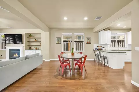 Dining - 941 Campfire Cir, Rocklin, CA 95765 photo 2 of 3