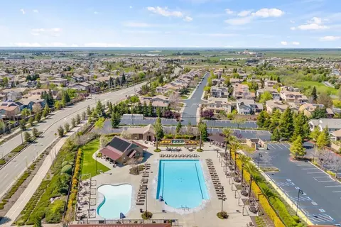 View/Area - 941 Campfire Cir, Rocklin, CA 95765 photo 8 of 23