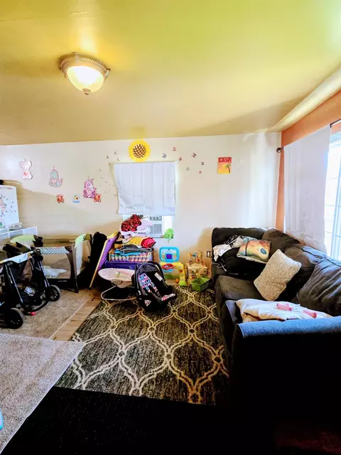 705 Empire Ave, Modesto, CA 95354 photo 4