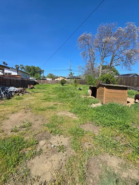 705 Empire Ave, Modesto, CA 95354 photo 8