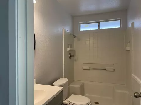 531 Chesterfield Dr, Patterson, CA 95363 photo 13