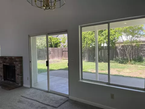 531 Chesterfield Dr, Patterson, CA 95363 photo 8