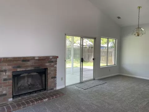 531 Chesterfield Dr, Patterson, CA 95363 photo 7