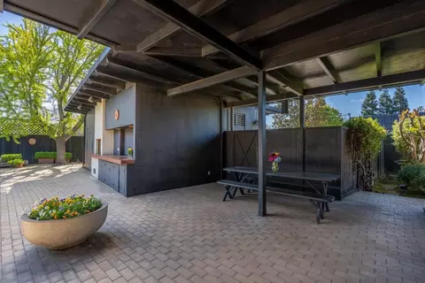 2406 Harcourt Ave, Modesto, CA 95350 photo 9