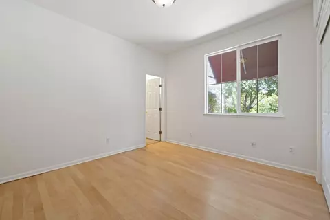 Bedroom - 5501 Cowell Blvd, Davis, CA 95618 photo 6 of 9